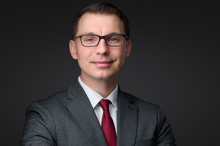 Wojciech Losos, MD, MBS